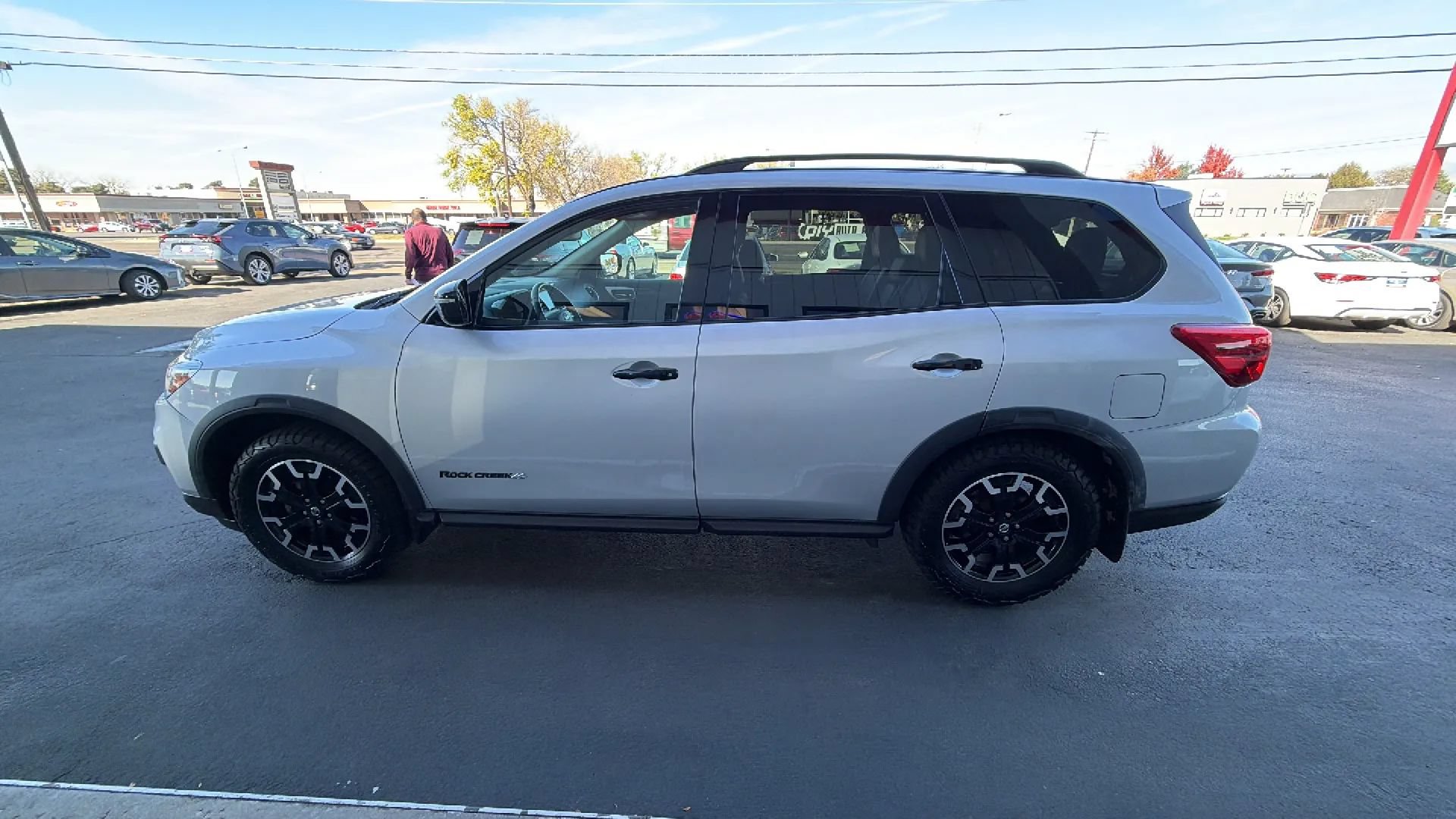Used 2020 Nissan Pathfinder SV w/ Rock Creek Edition AWD/4WD image 3