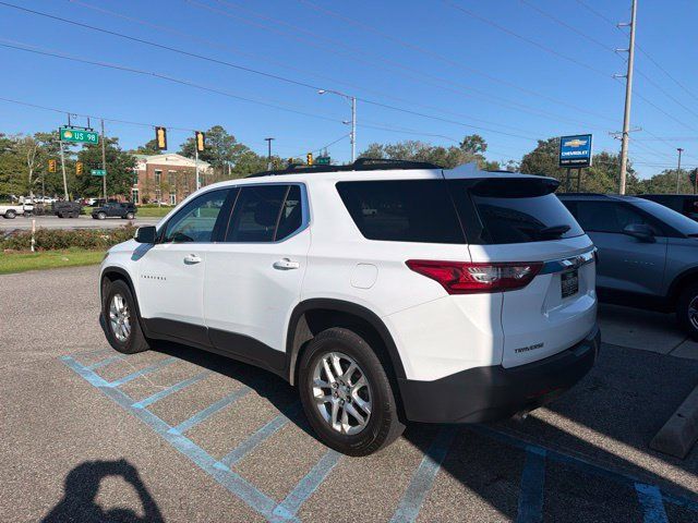 Used 2020 Chevrolet Traverse LT FWD image 6