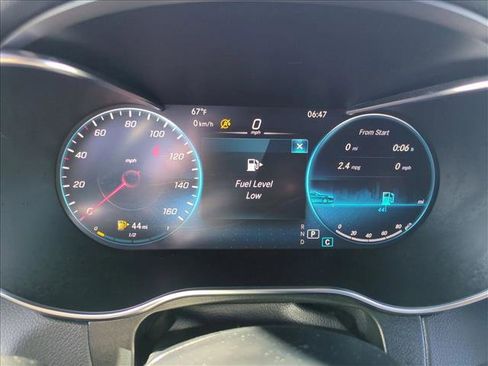 Used 2022 Mercedes-Benz GLC 300 4MATIC image 11