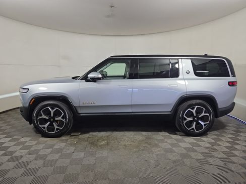 Used 2024 Rivian R1S Adventure AWD/4WD image 2