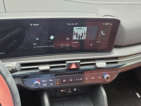 Used 2026 Kia Sportage SX image 15