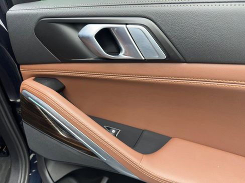 Used 2023 BMW X6 xDrive40i w/ M Sport Package image 44