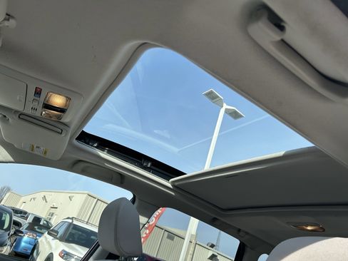 Used 2016 Subaru Forester 2.5i Premium w/ Popular Package #2 image 22