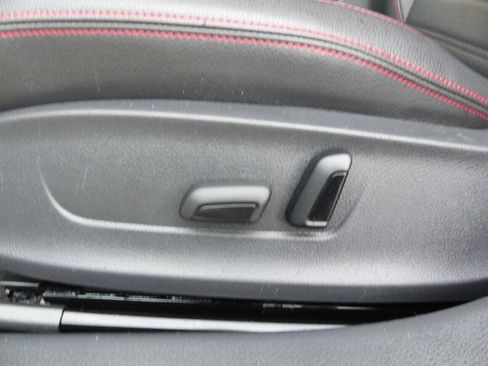 Used 2017 Volkswagen Jetta GLI FWD image 20