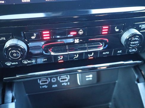 New 2025 Jeep Grand Cherokee L Limited image 8