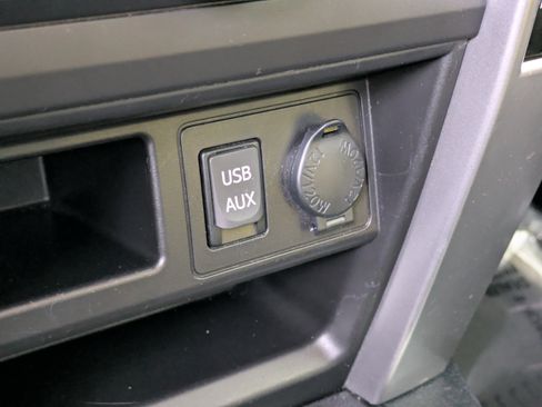 Used 2018 Toyota 4Runner SR5 image 27