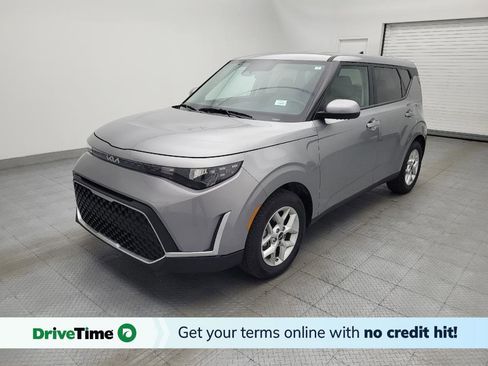 Used 2025 Kia Soul LX w/ LX Technology Package image 1