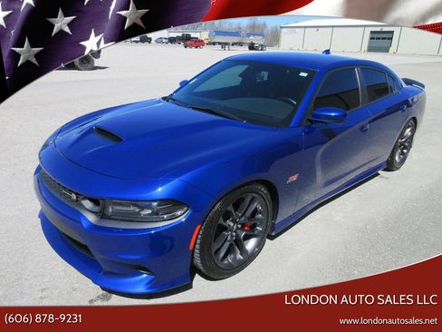 Used 2021 Dodge Charger Scat Pack RWD image 1