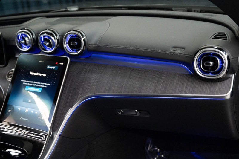 New 2027 Mercedes-Benz CLE 450 4MATIC Cabriolet image 18