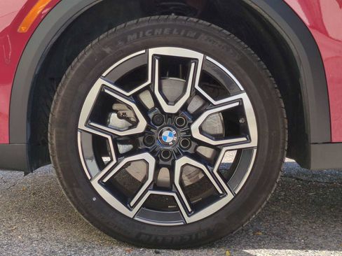 New 2025 BMW X2 xDrive28i w/ Convenience Package image 14