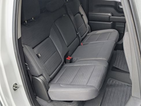 Used 2023 Chevrolet Silverado 1500 Custom image 19