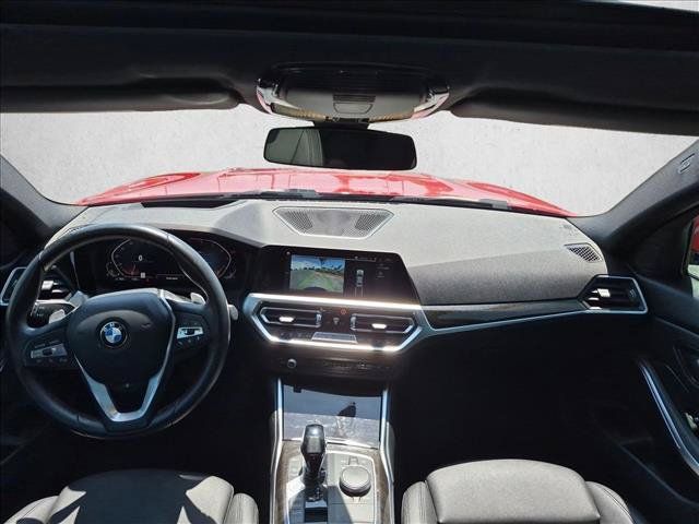 Used 2021 BMW 330i Sedan w/ Premium Package RWD image 18