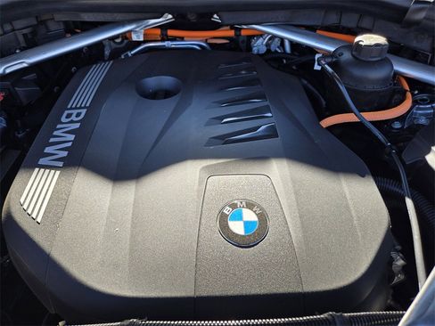 New 2026 BMW X5 xDrive50e w/ Climate Comfort Package image 33