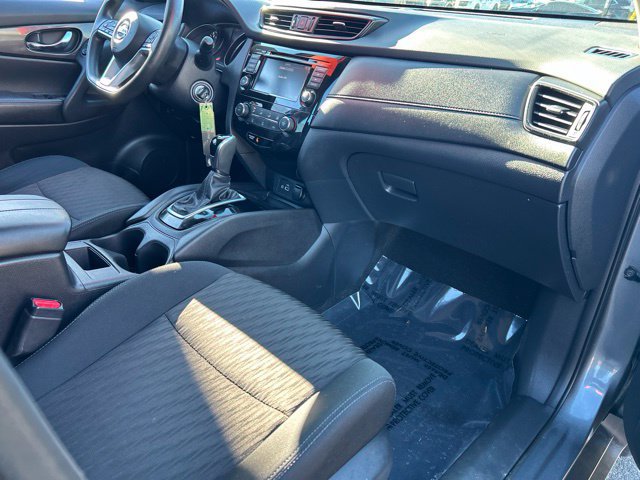 Used 2018 Nissan Rogue S AWD/4WD image 10
