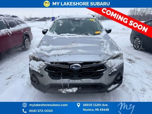 Used 2025 Subaru Crosstrek 2.0i Premium image 2
