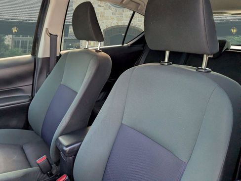 Used 2016 Toyota Prius C Two FWD image 8