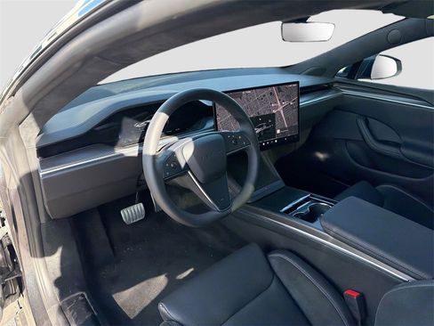 Used 2025 Tesla Model S Plaid image 28