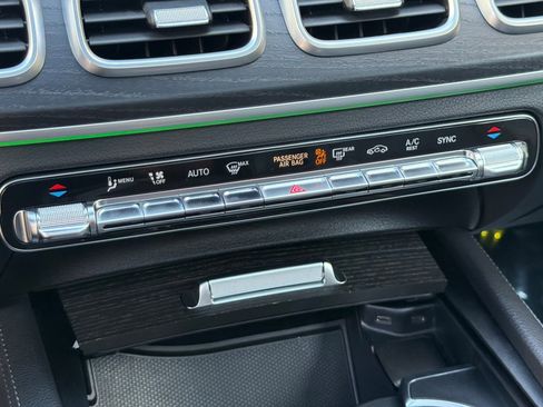 Used 2022 Mercedes-Benz GLS 450 4MATIC image 20