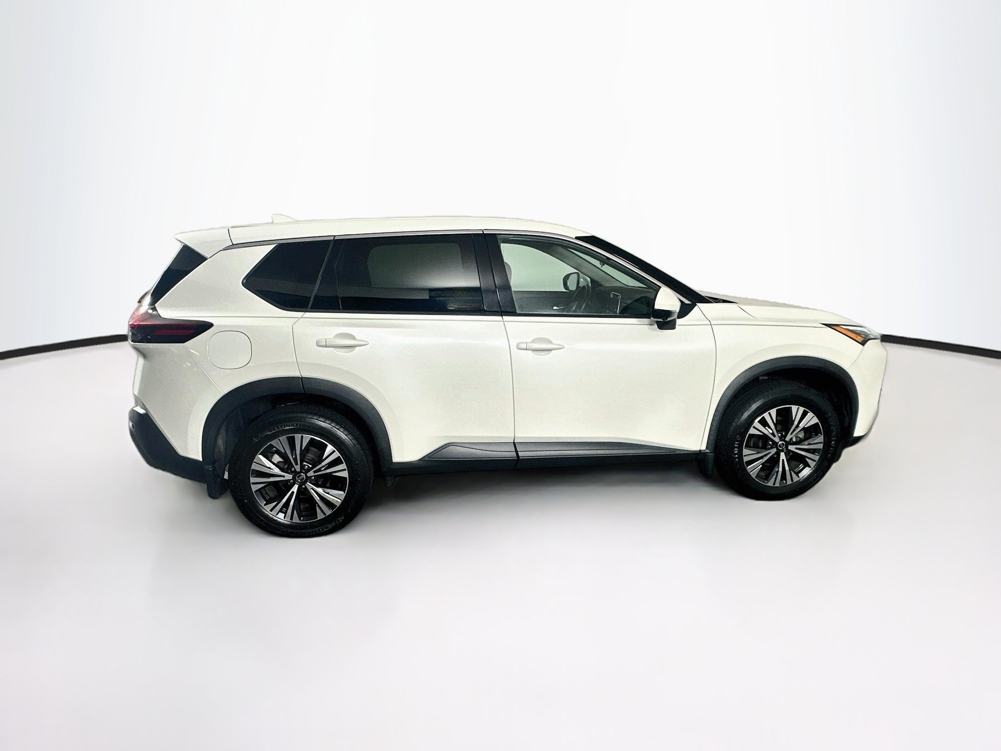 Used 2021 Nissan Rogue SV FWD image 10