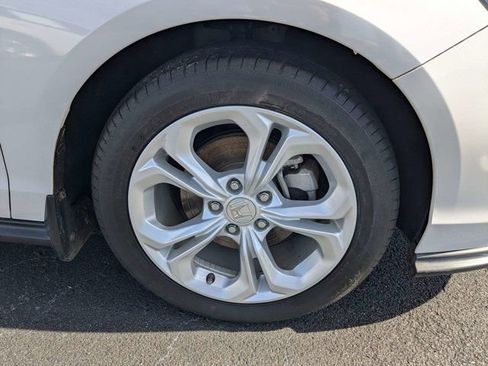 Used 2023 Honda Accord LX image 11