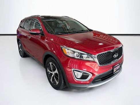 Used 2016 Kia Sorento EX w/ EX Touring Package image 3