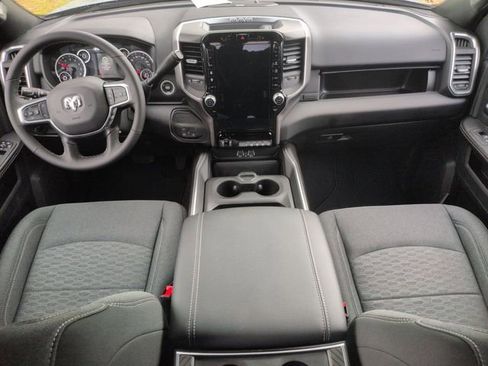 New 2026 RAM 2500 Big Horn AWD/4WD image 29
