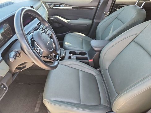 Used 2024 Kia Seltos SX w/ SX Sunroof Package image 9