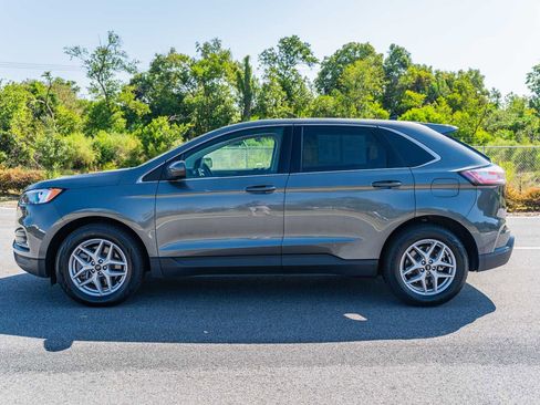 Used 2024 Ford Edge SEL image 4