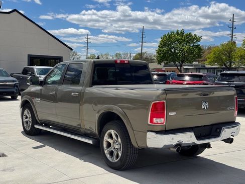 Used 2015 RAM 1500 Laramie AWD/4WD image 7