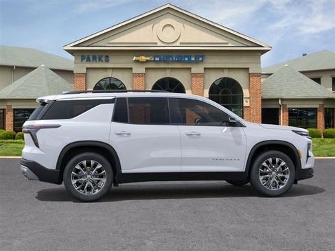 New 2026 Chevrolet Traverse LT FWD image 6