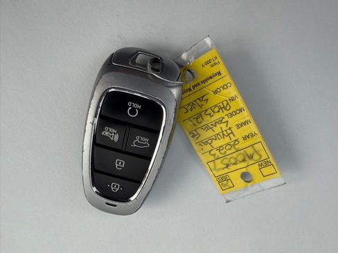 Used 2023 Hyundai Santa Fe SEL Premium image 39