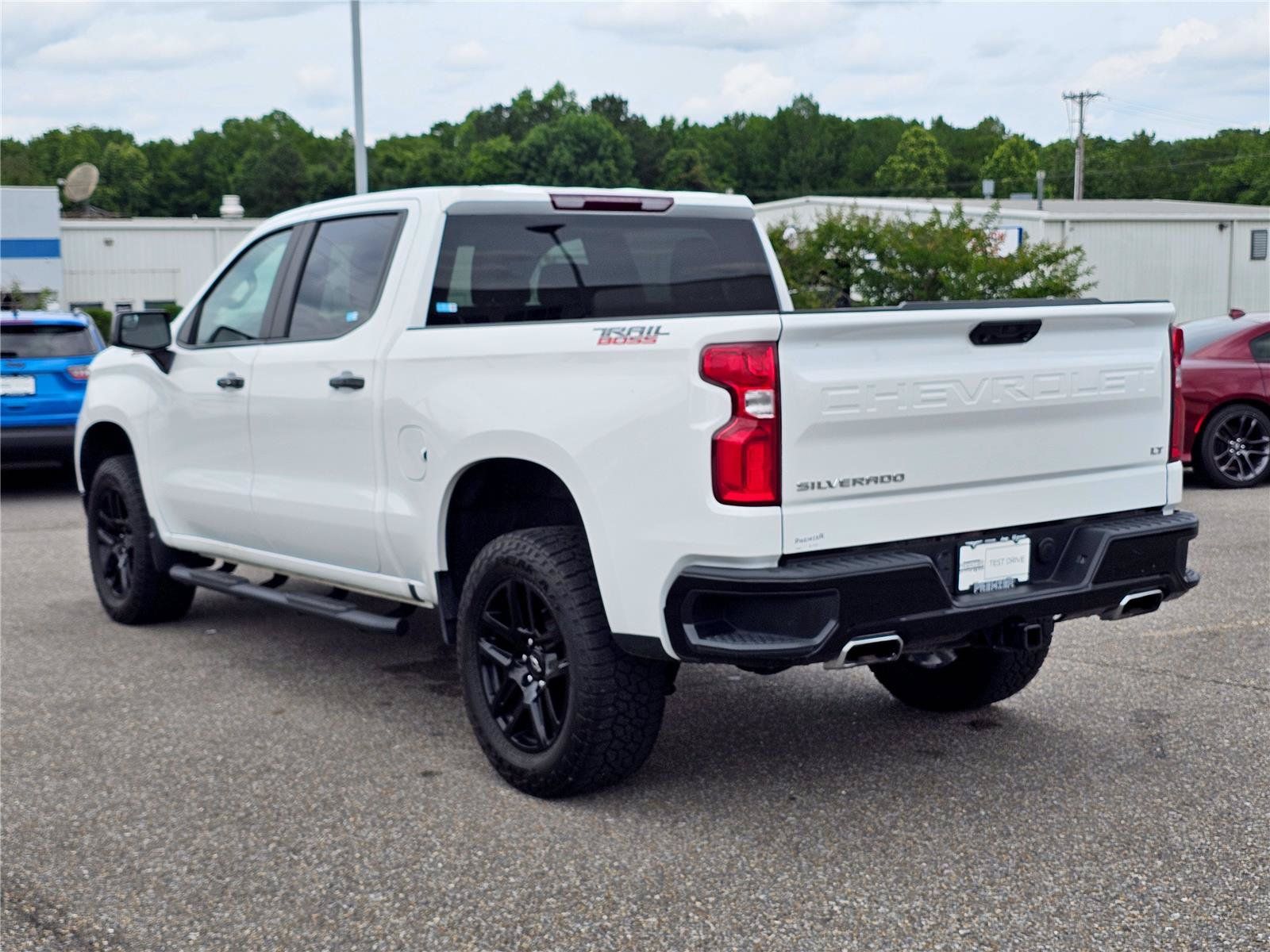 Used 2023 Chevrolet Silverado 1500 LT Trail Boss AWD/4WD image 13