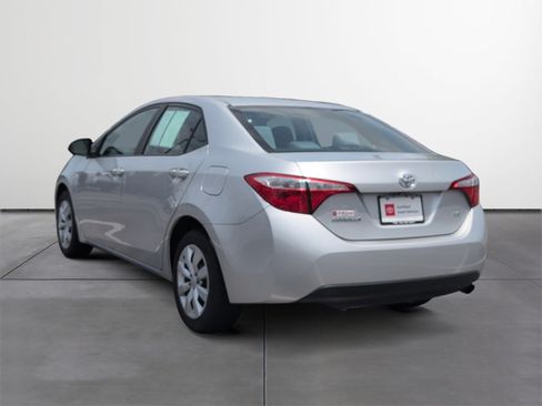 Certified 2016 Toyota Corolla LE FWD image 4