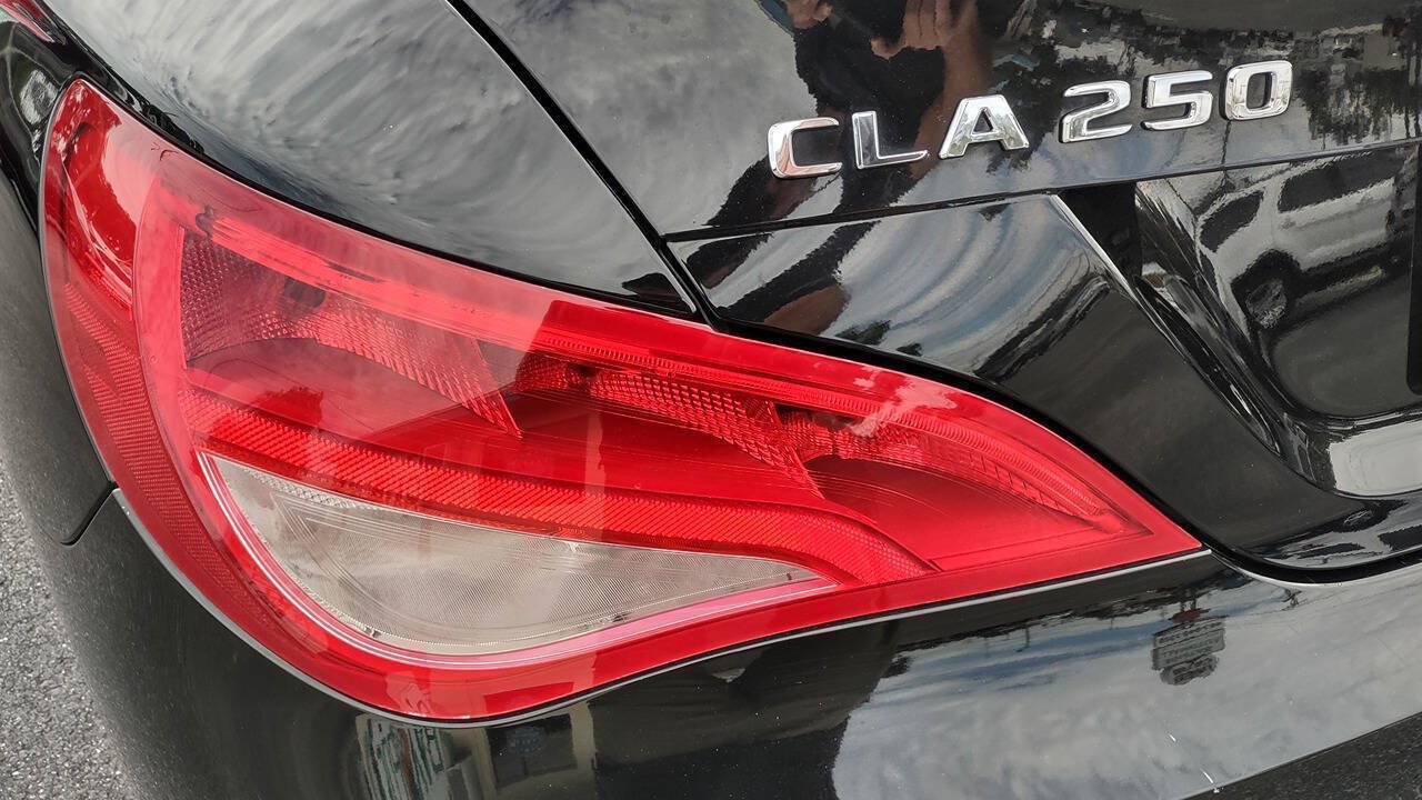 Used 2018 Mercedes-Benz CLA 250 image 33
