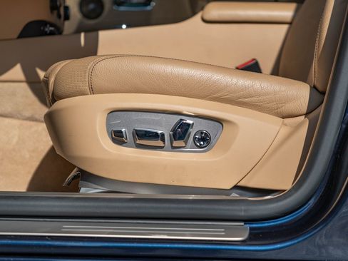 Used 2016 Rolls-Royce Ghost image 10