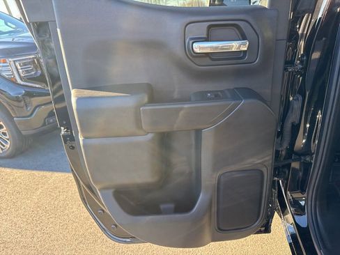 Used 2024 Chevrolet Silverado 1500 Custom image 26