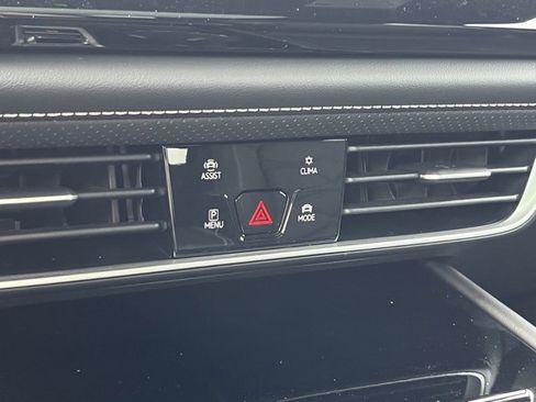 New 2026 Volkswagen Atlas Cross Sport SE image 42