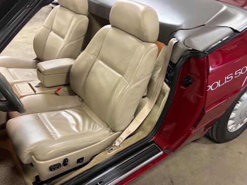 Used 1993 Cadillac Allante FWD image 36