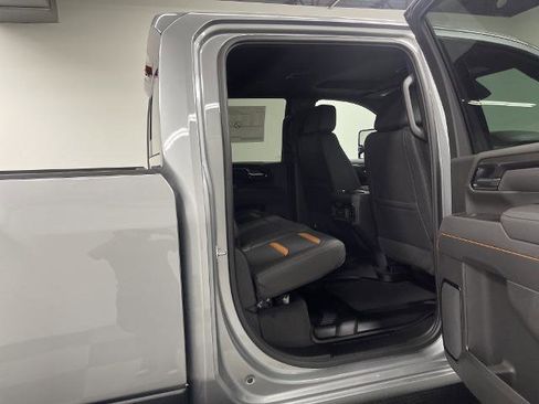 New 2026 GMC Sierra 2500 AT4 w/ AT4 Premium Plus Package AWD/4WD image 14