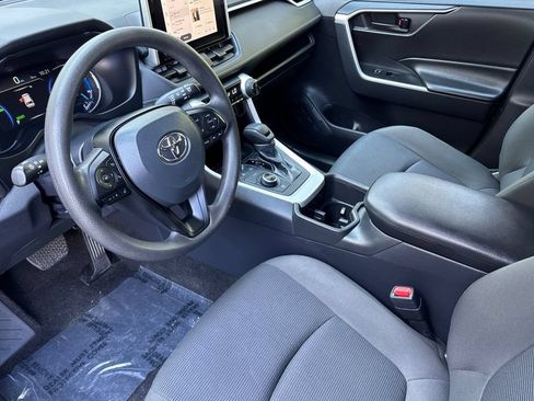Certified 2024 Toyota RAV4 LE AWD/4WD image 9