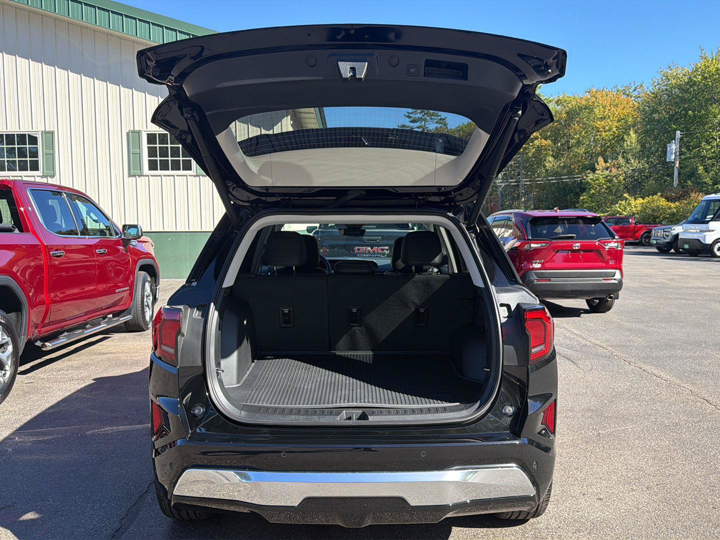 New 2027 GMC Terrain Denali w/ LPO, Floor Liner Package AWD/4WD image 21