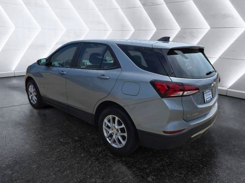 Used 2024 Chevrolet Equinox LS w/ Driver Confidence II Package FWD image 7