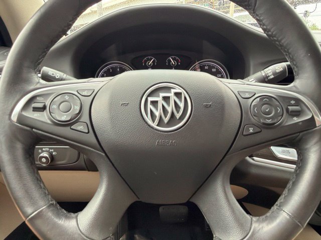 Used 2019 Buick Enclave Premium w/ Experience Buick Package FWD image 23