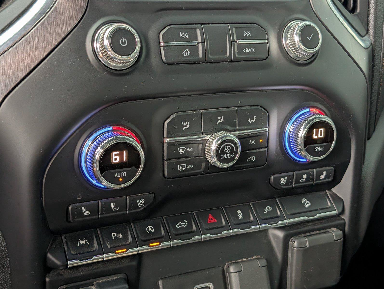 Used 2020 GMC Sierra 1500 AT4 w/ AT4 Premium Package AWD/4WD image 20