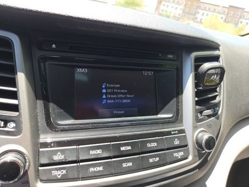 Used 2016 Hyundai Tucson Sport FWD image 7