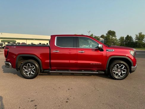 Used 2022 GMC Sierra 1500 SLT w/ SLT Premium Plus Package AWD/4WD image 33