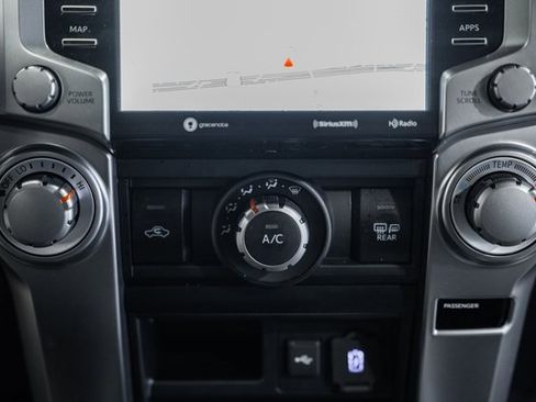 Used 2024 Toyota 4Runner SR5 Premium image 21