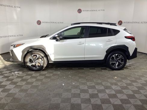Certified 2024 Subaru Crosstrek 2.0i Premium image 8