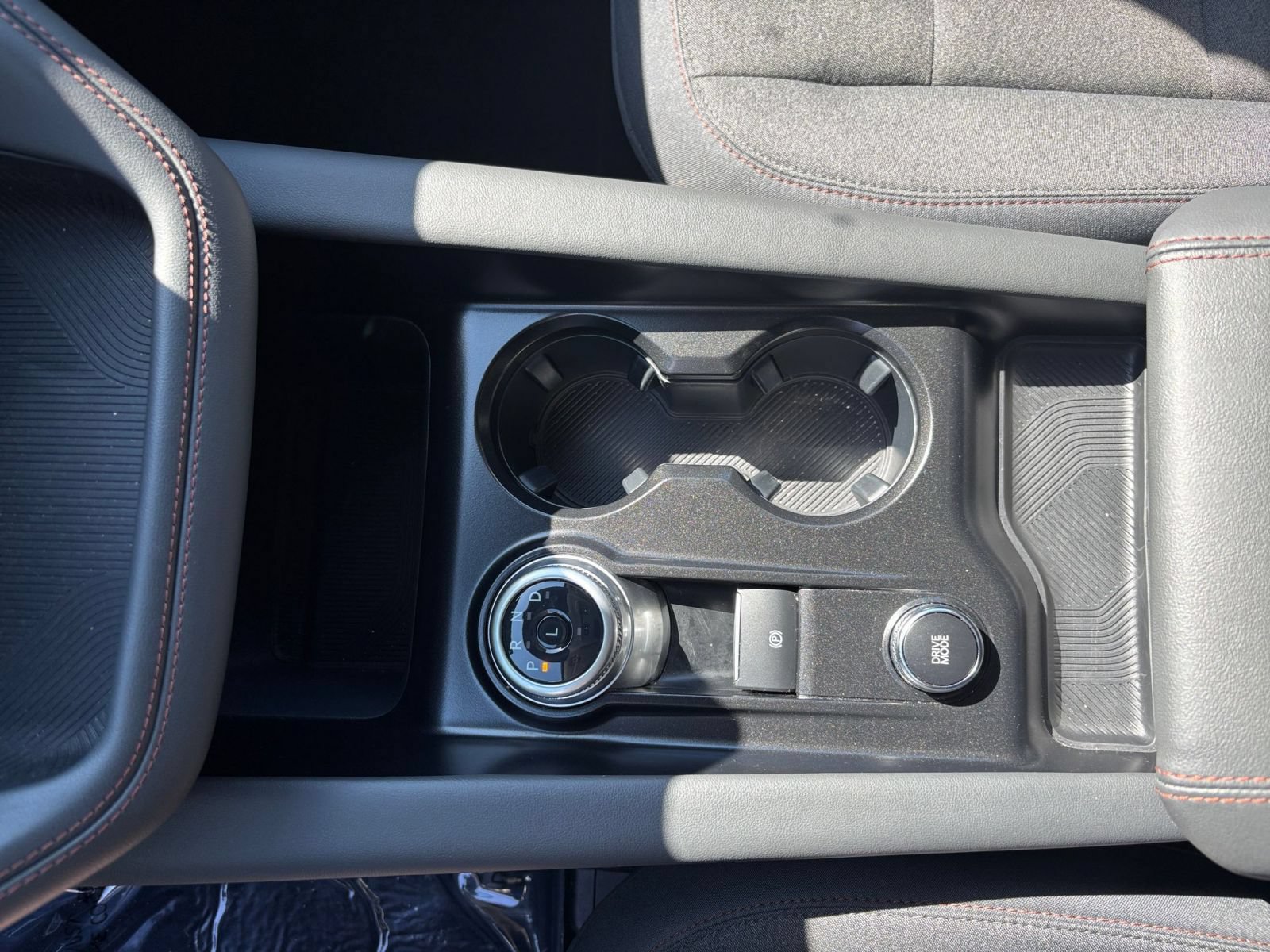 Used 2026 Ford Explorer Active AWD/4WD image 41