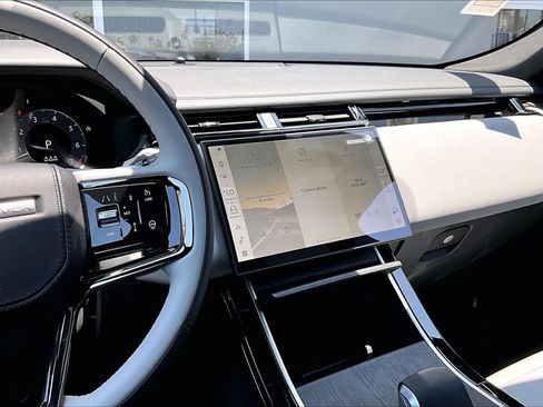 New 2026 Land Rover Range Rover Velar Dynamic SE AWD/4WD image 7